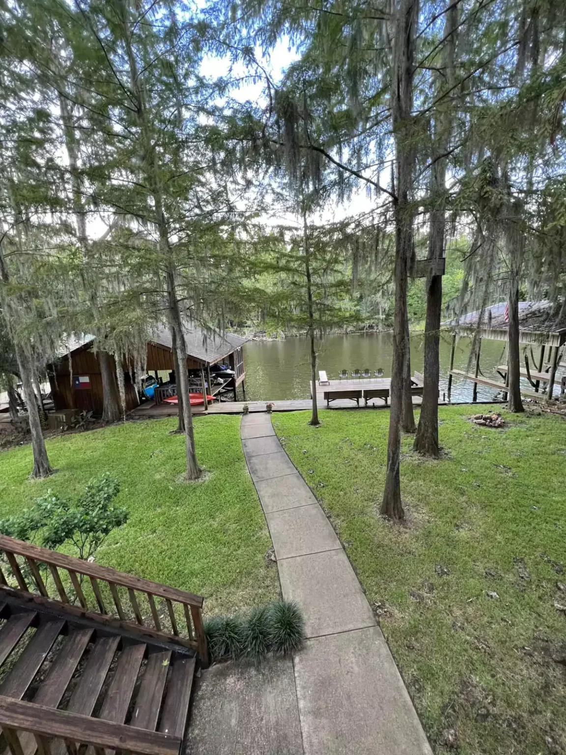 Airbnb Serenity House Backyard