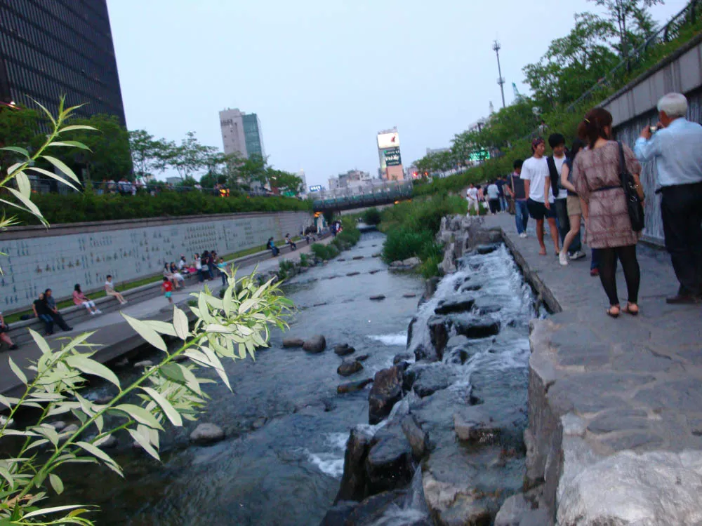 Cheonggyecheon Stream